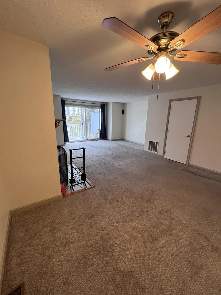19 Swift Lane Merrimack NH 03054