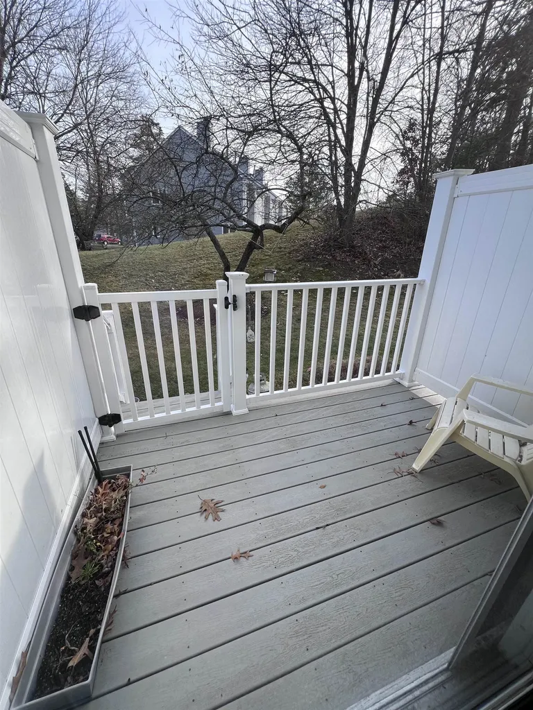 19 Swift Lane Merrimack NH 03054