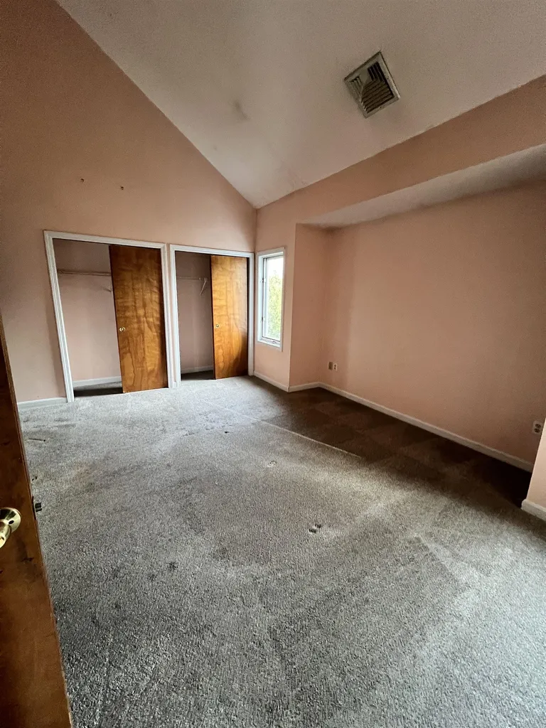 19 Swift Lane Merrimack NH 03054