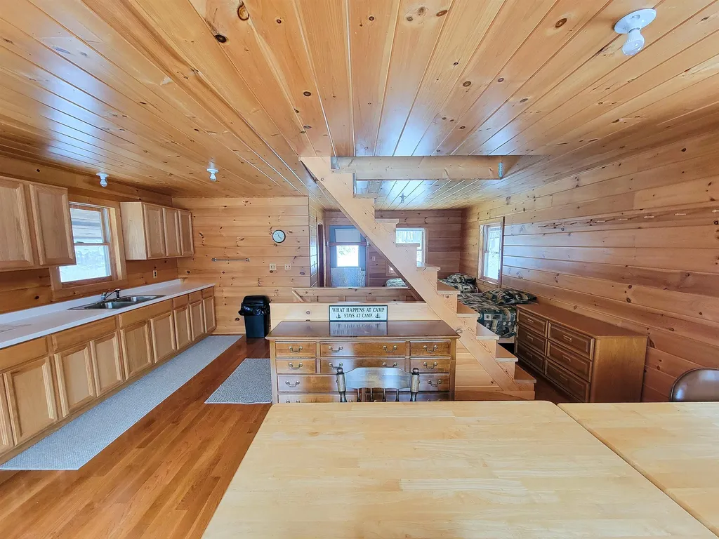 160 Cross Road Piermont NH 03779
