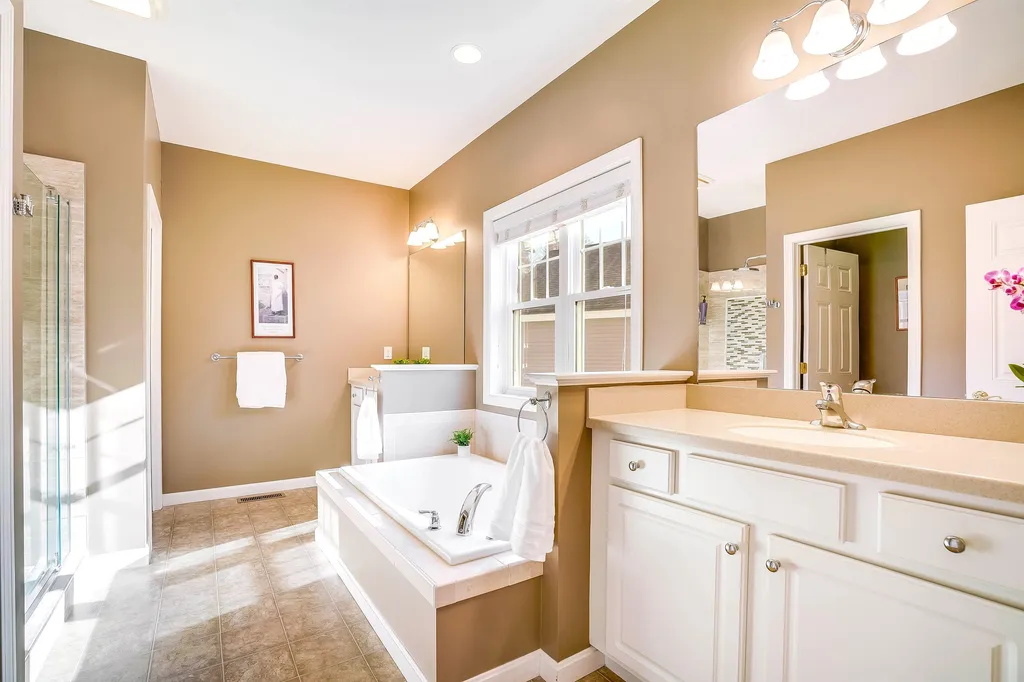 7 Glen Court Amherst NH 03031