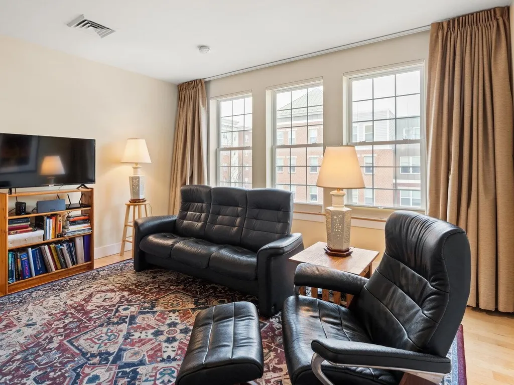 60 Winooski Falls Way Winooski VT 05404