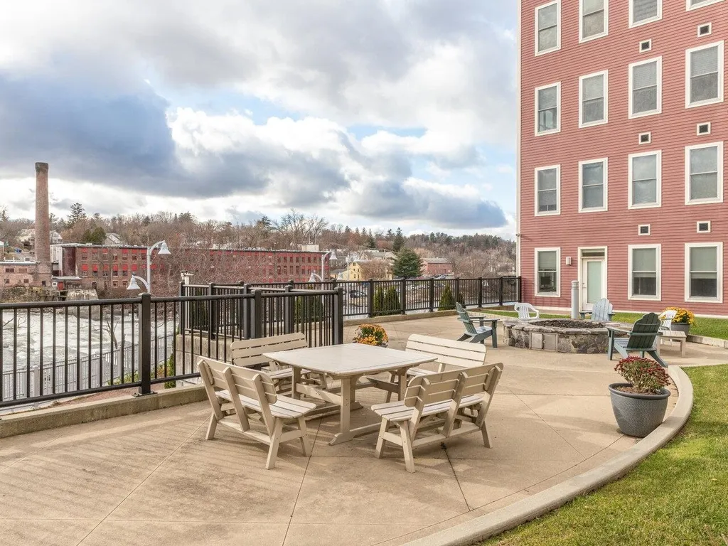 60 Winooski Falls Way Winooski VT 05404