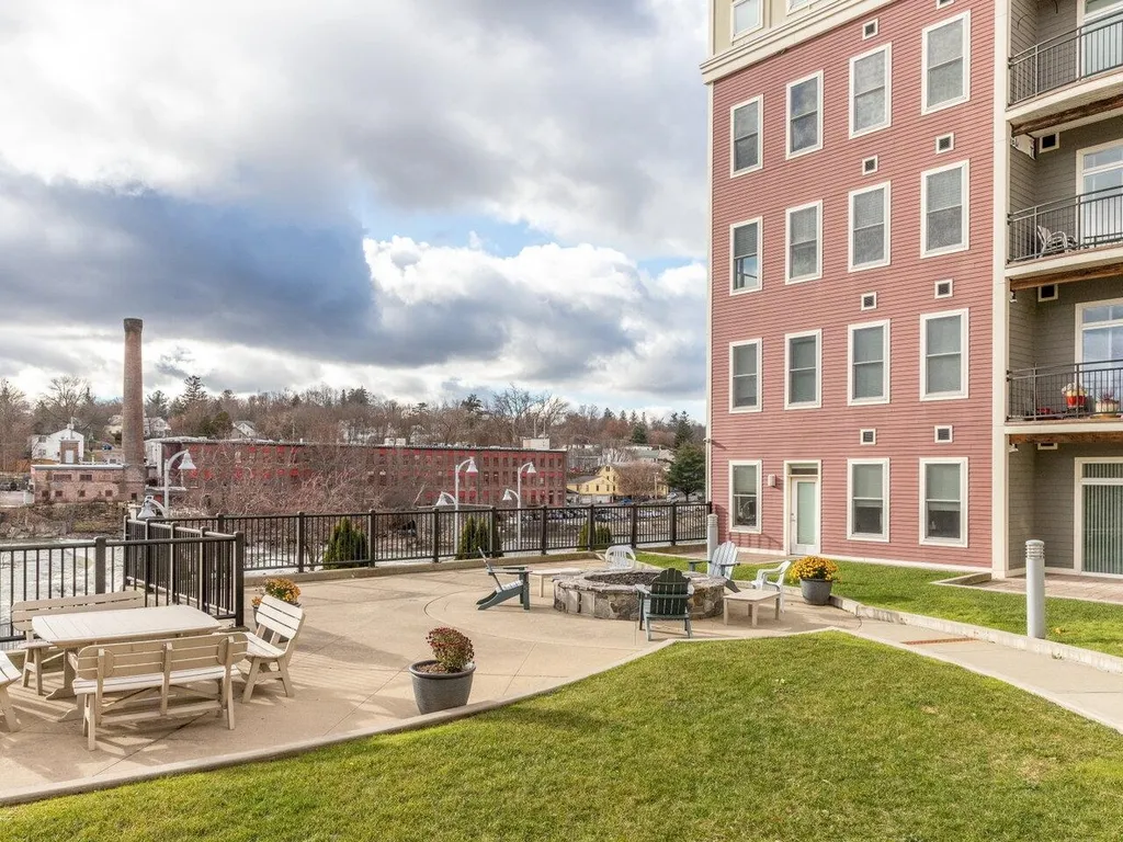 60 Winooski Falls Way Winooski VT 05404