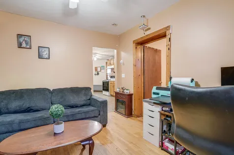 19 Franklin Street Derry NH 03038