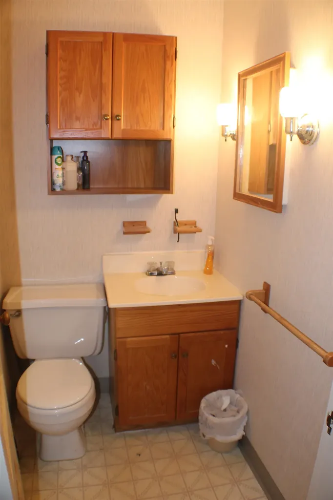 120 Pine Street Littleton NH 03561