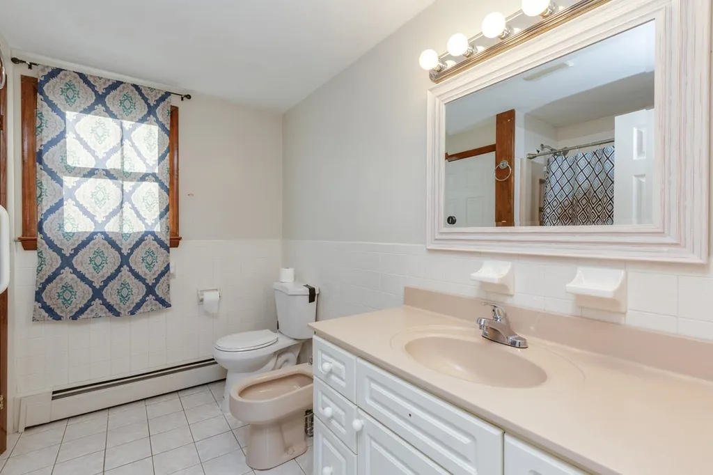 23 Cd Hunt Street Nashua NH 03060