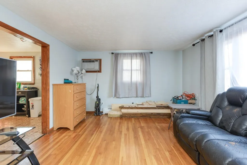 23 Cd Hunt Street Nashua NH 03060