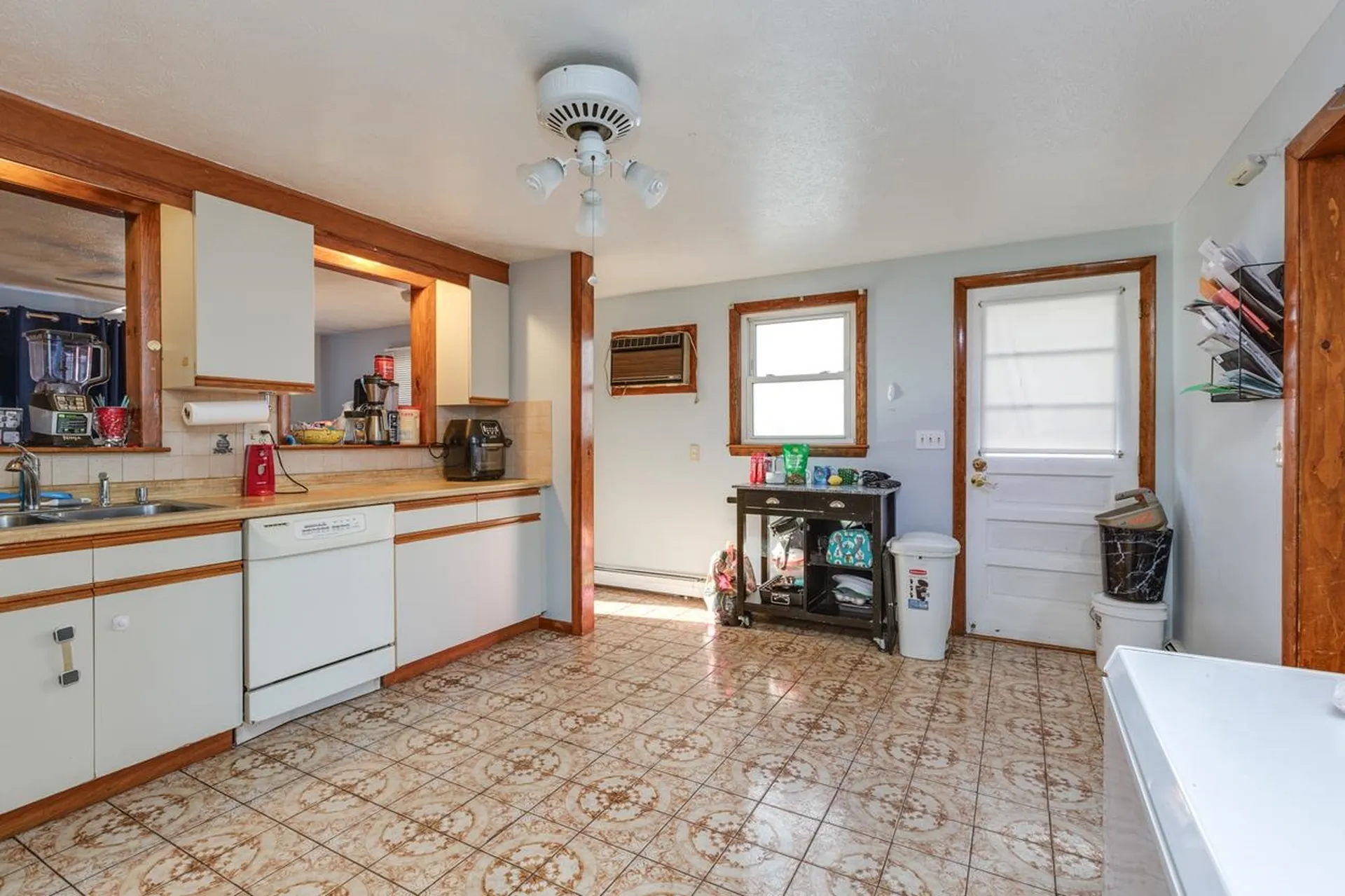 23 Cd Hunt Street Nashua NH 03060