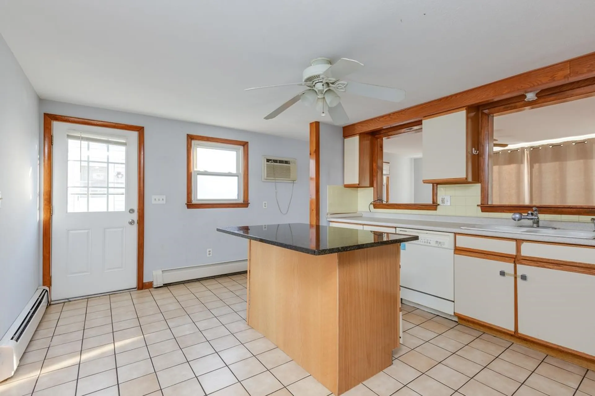 23 Cd Hunt Street Nashua NH 03060