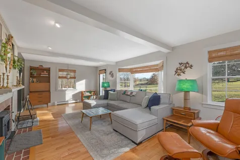7 Edgewood Terrace Wolfeboro NH 03894