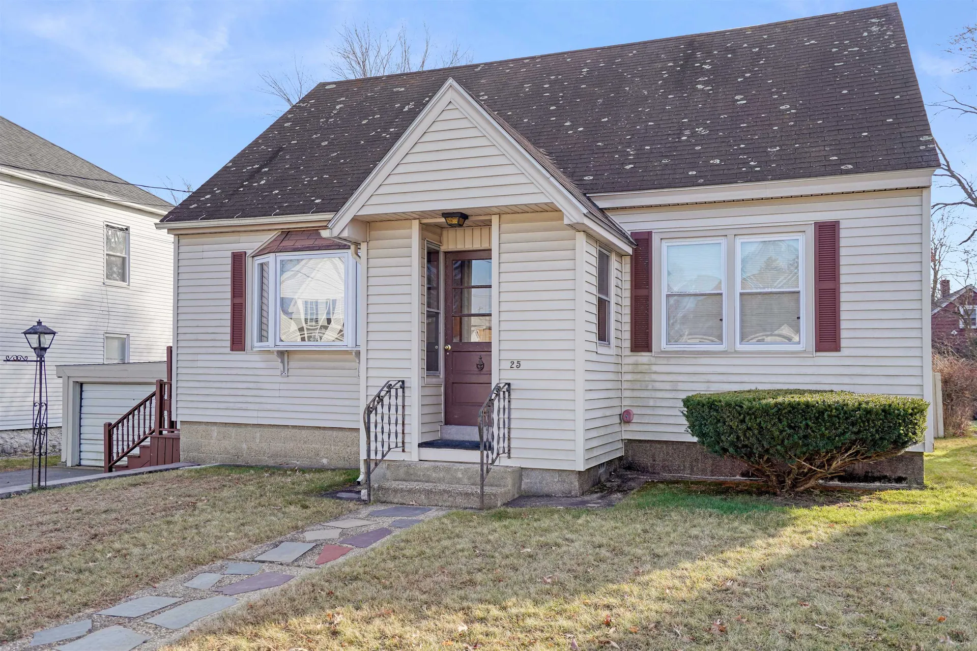 25 Glendale Avenue Manchester NH 03103