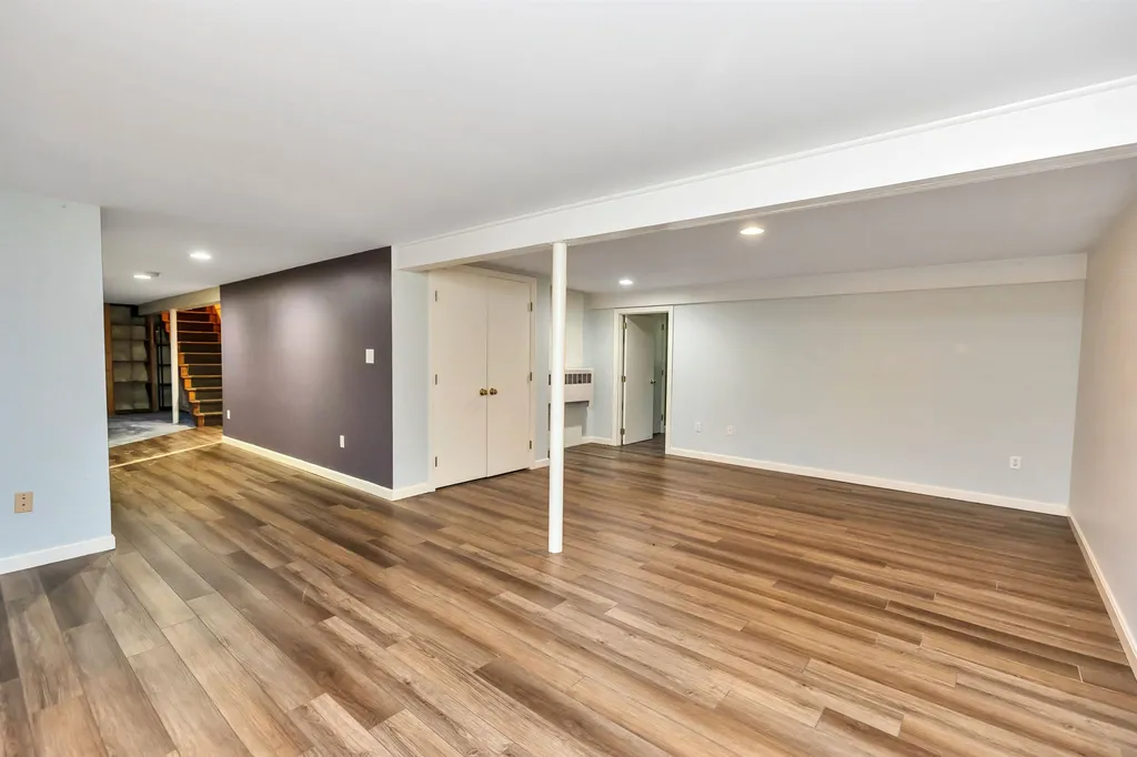 11 Lookout Hill Road Peterborough NH 03458