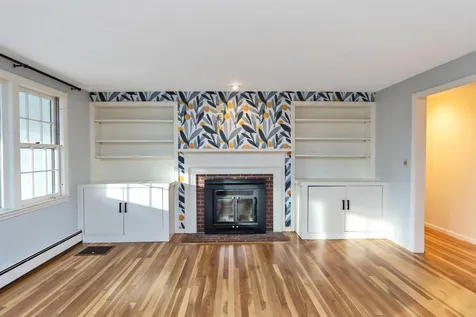 11 Lookout Hill Road Peterborough NH 03458