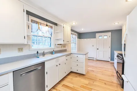 11 Lookout Hill Road Peterborough NH 03458