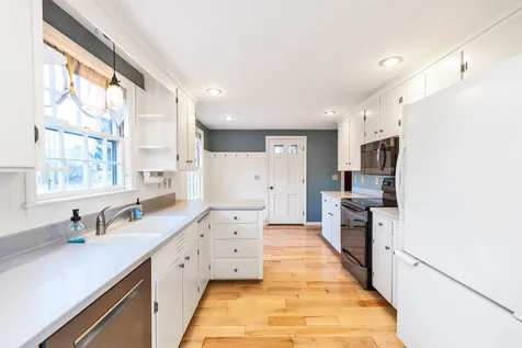 11 Lookout Hill Road Peterborough NH 03458