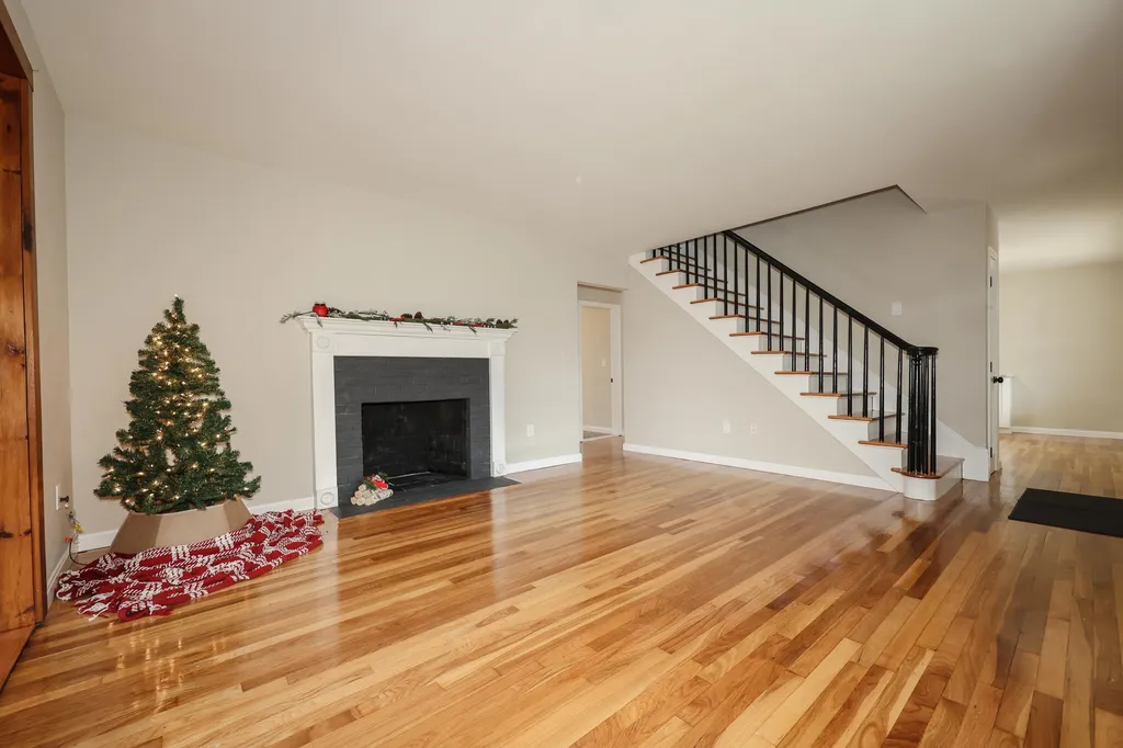 1010 Black Brook Road Dunbarton NH 03046