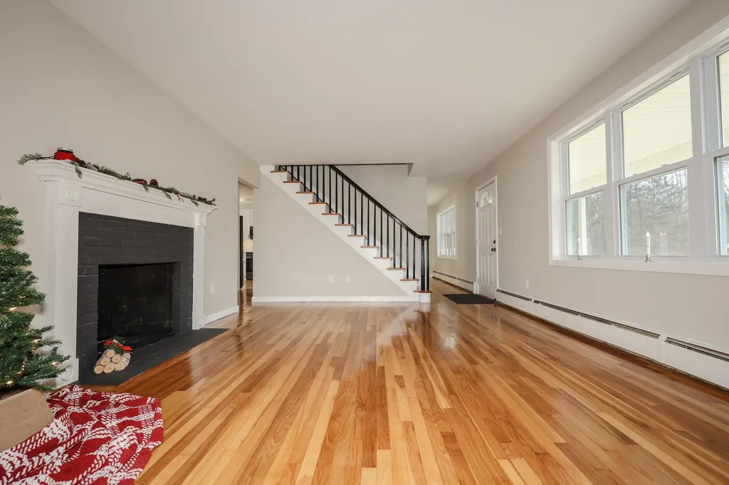 1010 Black Brook Road Dunbarton NH 03046