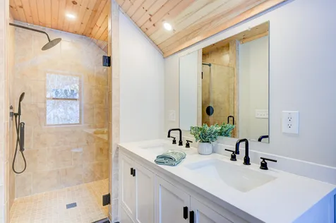 2 Adelboden Way Madison NH 03849