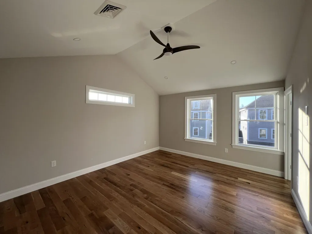 24 Juniper Lane Portsmouth NH 03801