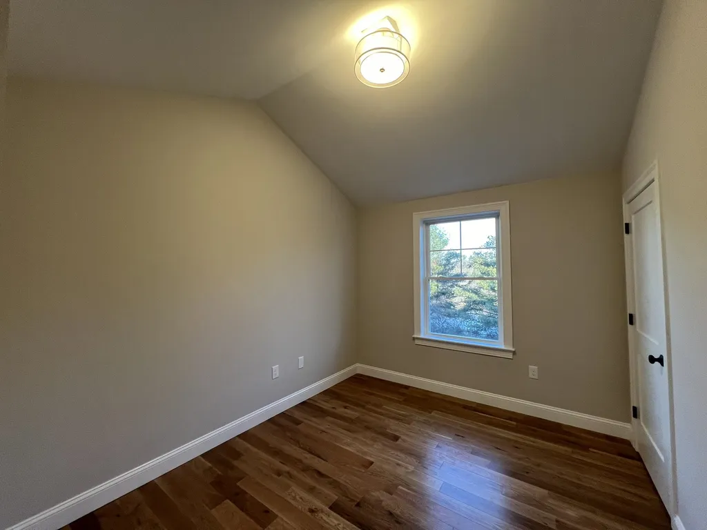 24 Juniper Lane Portsmouth NH 03801