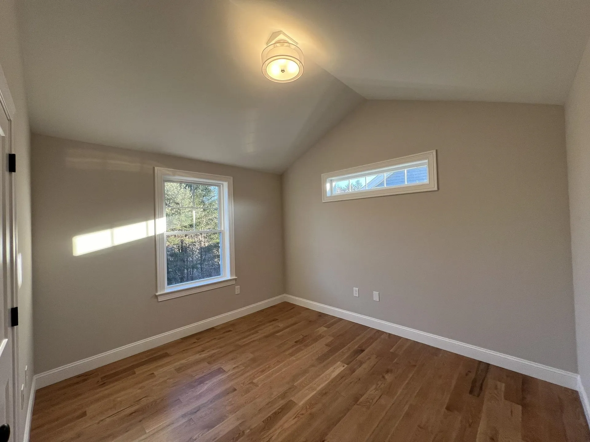 24 Juniper Lane Portsmouth NH 03801