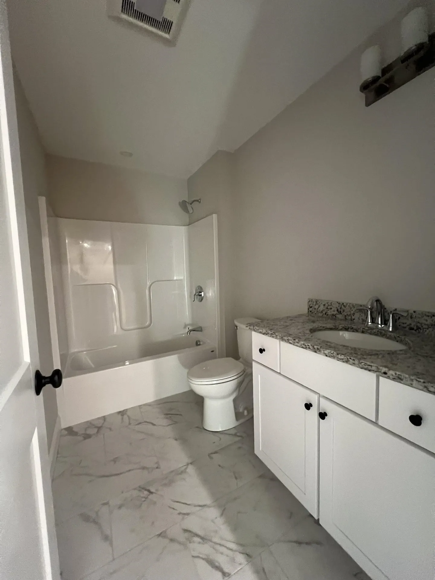 24 Juniper Lane Portsmouth NH 03801