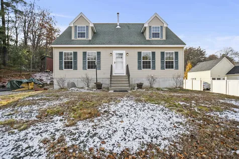 91 Main Street Raymond NH 03077