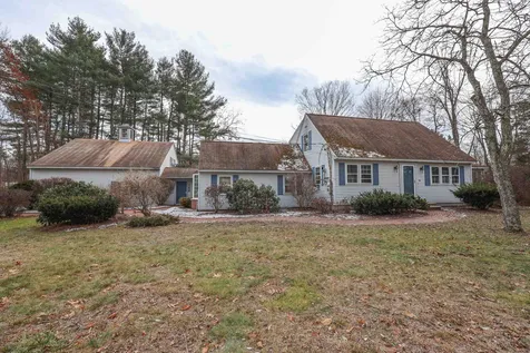 11 Cutler Road Hudson NH 03051