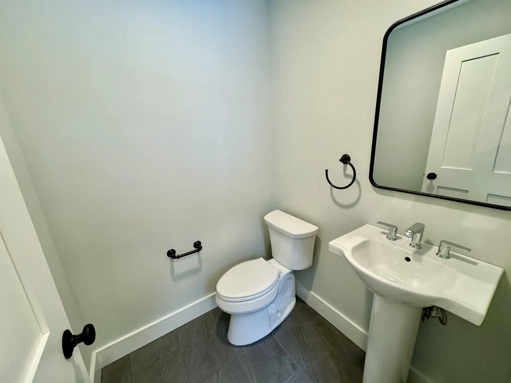 41 Estes Landing Road Waitsfield VT 05660
