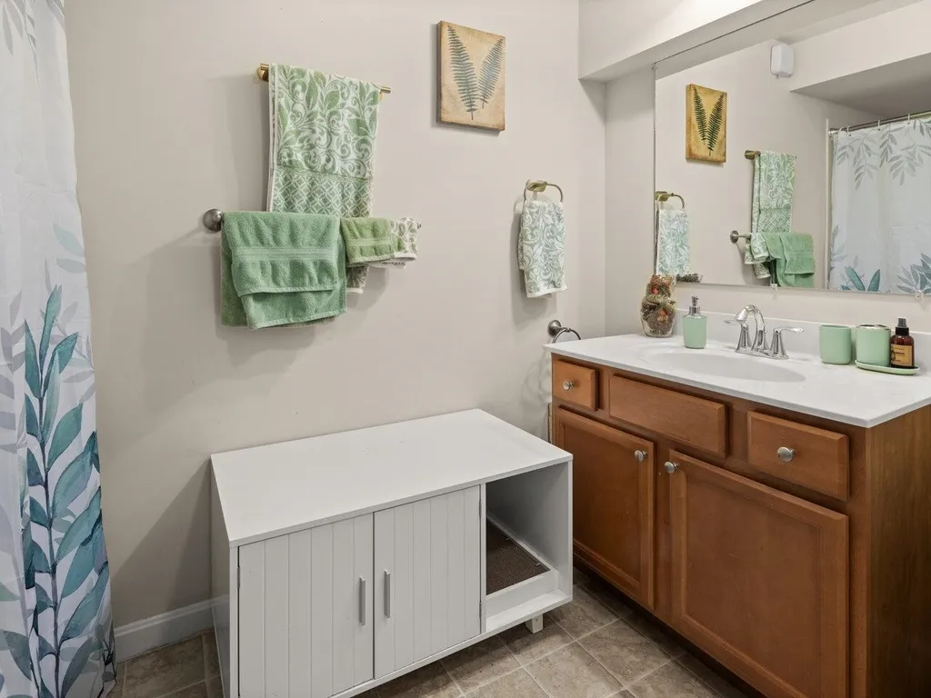 76 Bushey Road Fairfax VT 05454