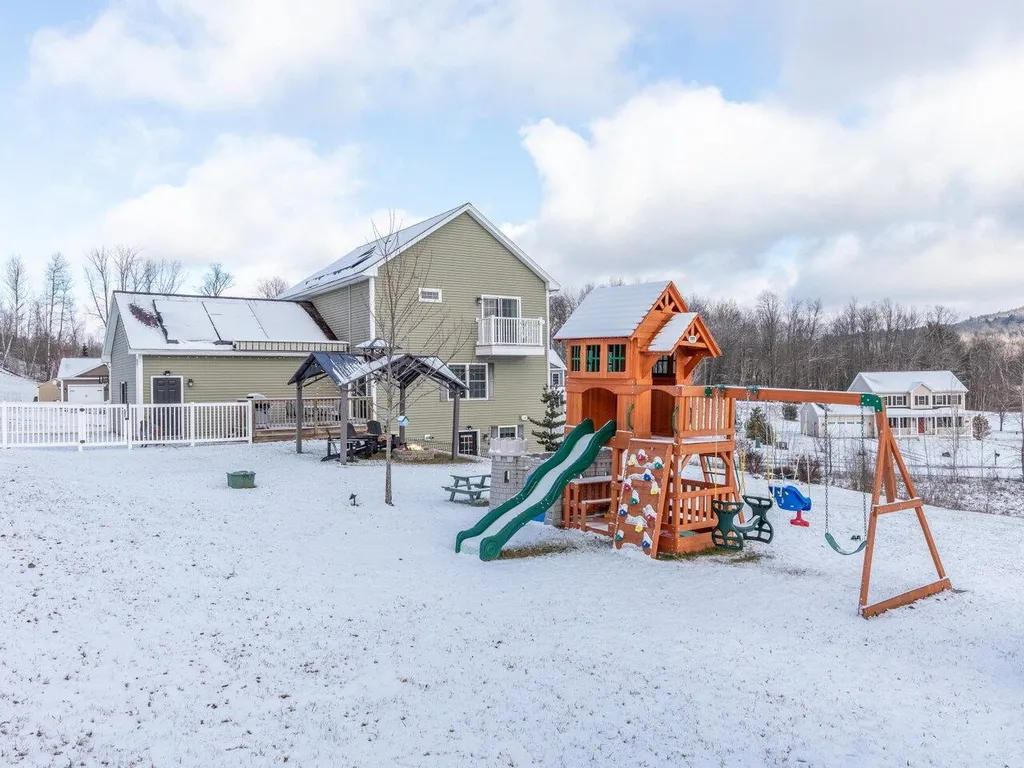 76 Bushey Road Fairfax VT 05454