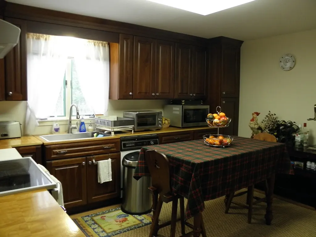 159 Vt Route 11 Peru VT 05152