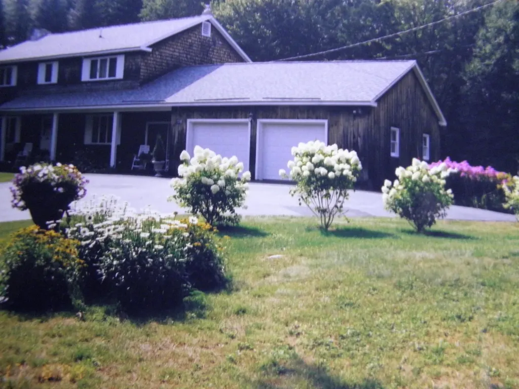 159 Vt Route 11 Peru VT 05152