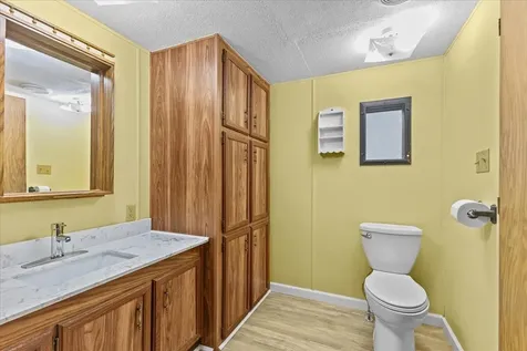 15 Sunset Drive Vergennes VT 05491