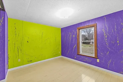 15 Sunset Drive Vergennes VT 05491