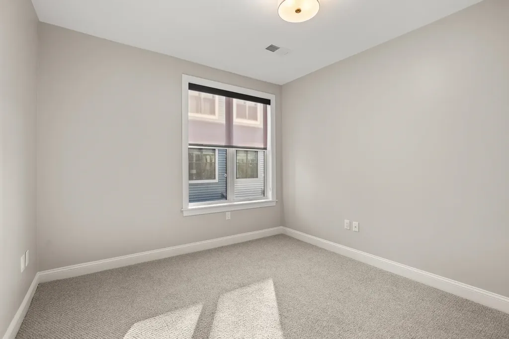 99 Foundry Place Portsmouth NH 03801