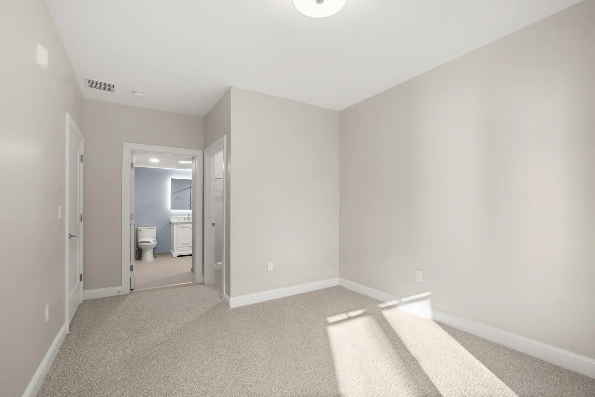 99 Foundry Place Portsmouth NH 03801