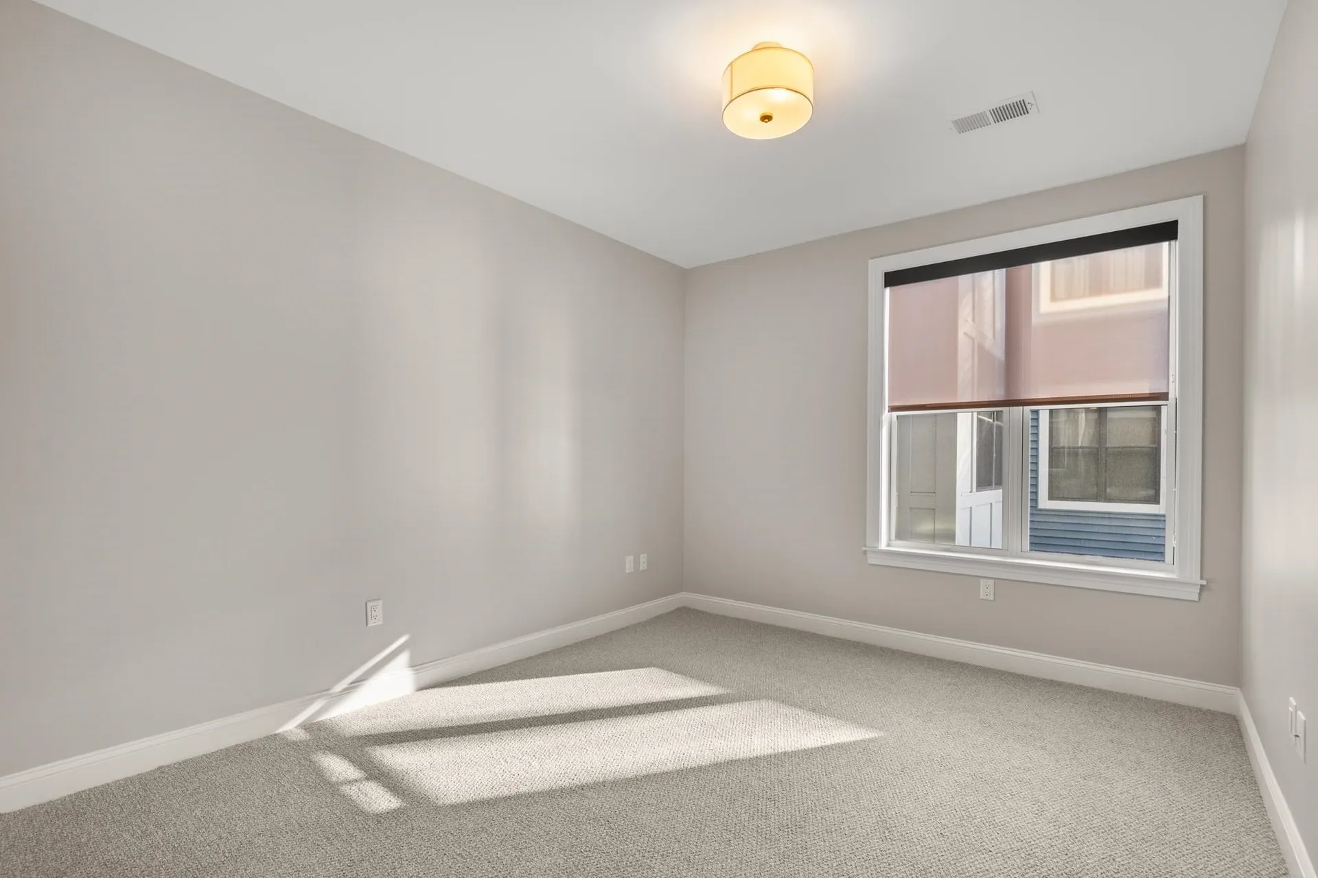 99 Foundry Place Portsmouth NH 03801