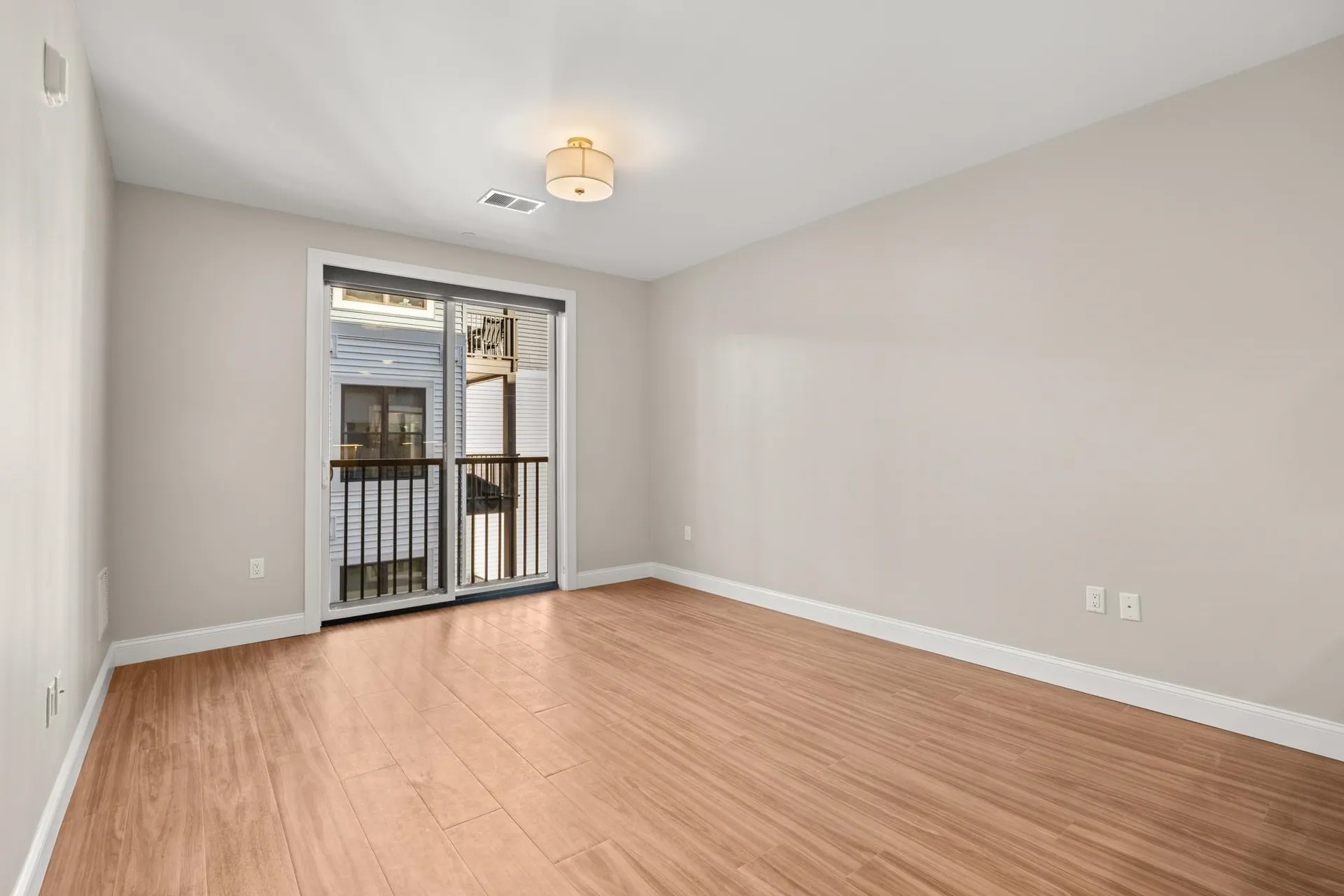 99 Foundry Place Portsmouth NH 03801