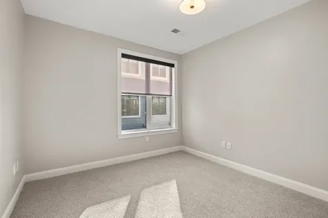 99 Foundry Place Portsmouth NH 03801