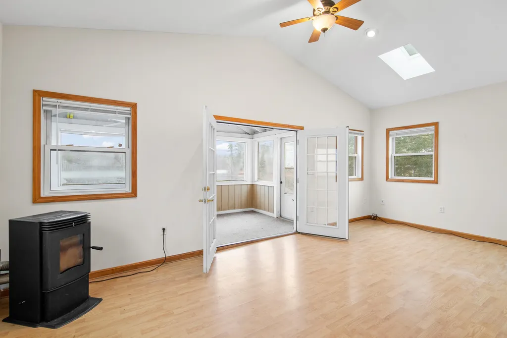 3 Heron Way Barrington NH 03825