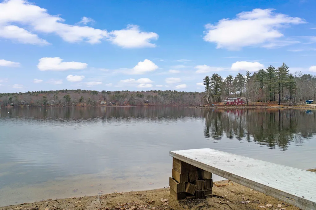 3 Heron Way Barrington NH 03825