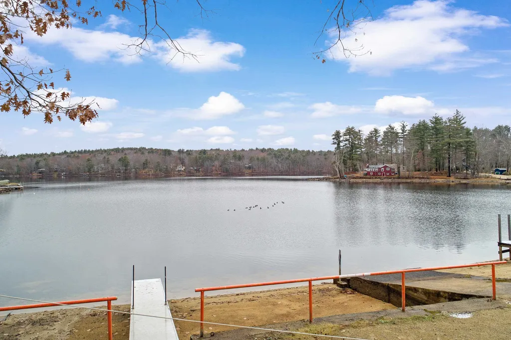 3 Heron Way Barrington NH 03825