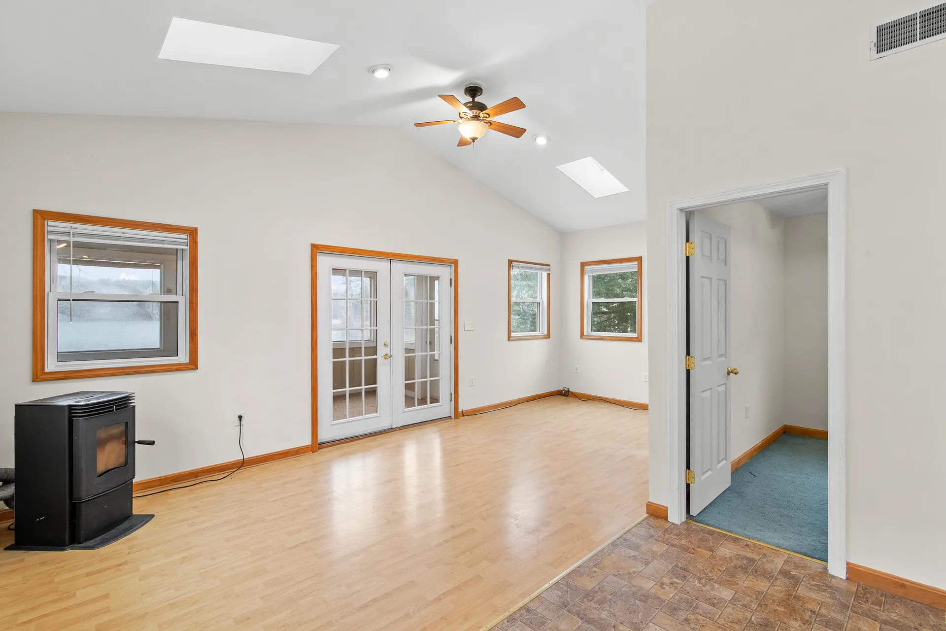 3 Heron Way Barrington NH 03825