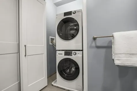 99 Foundry Place Portsmouth NH 03801