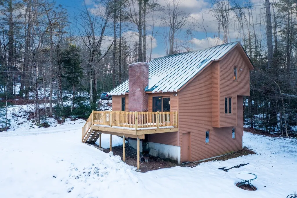 411 Stratton Gate Road Jamaica VT 05343