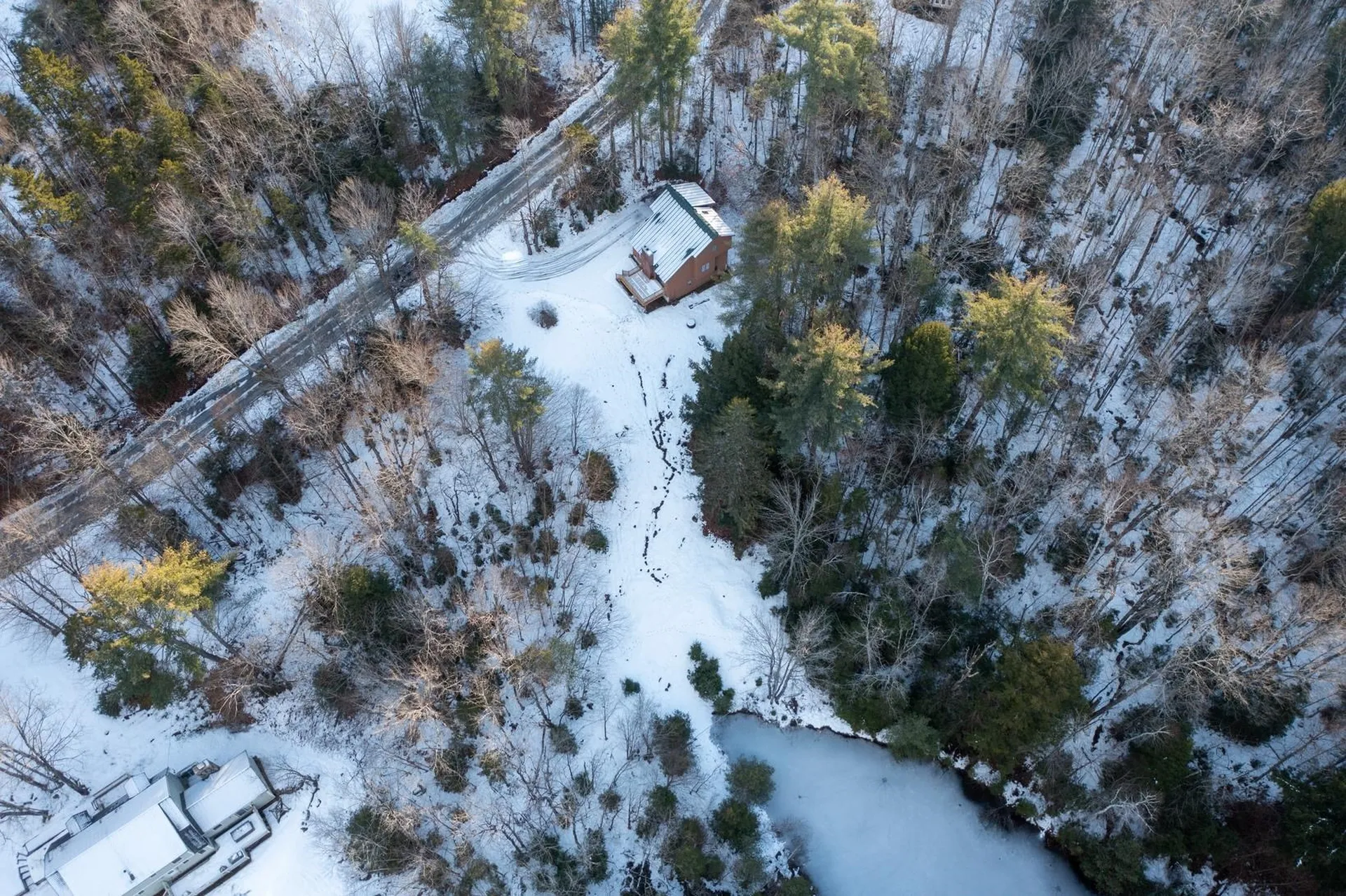411 Stratton Gate Road Jamaica VT 05343