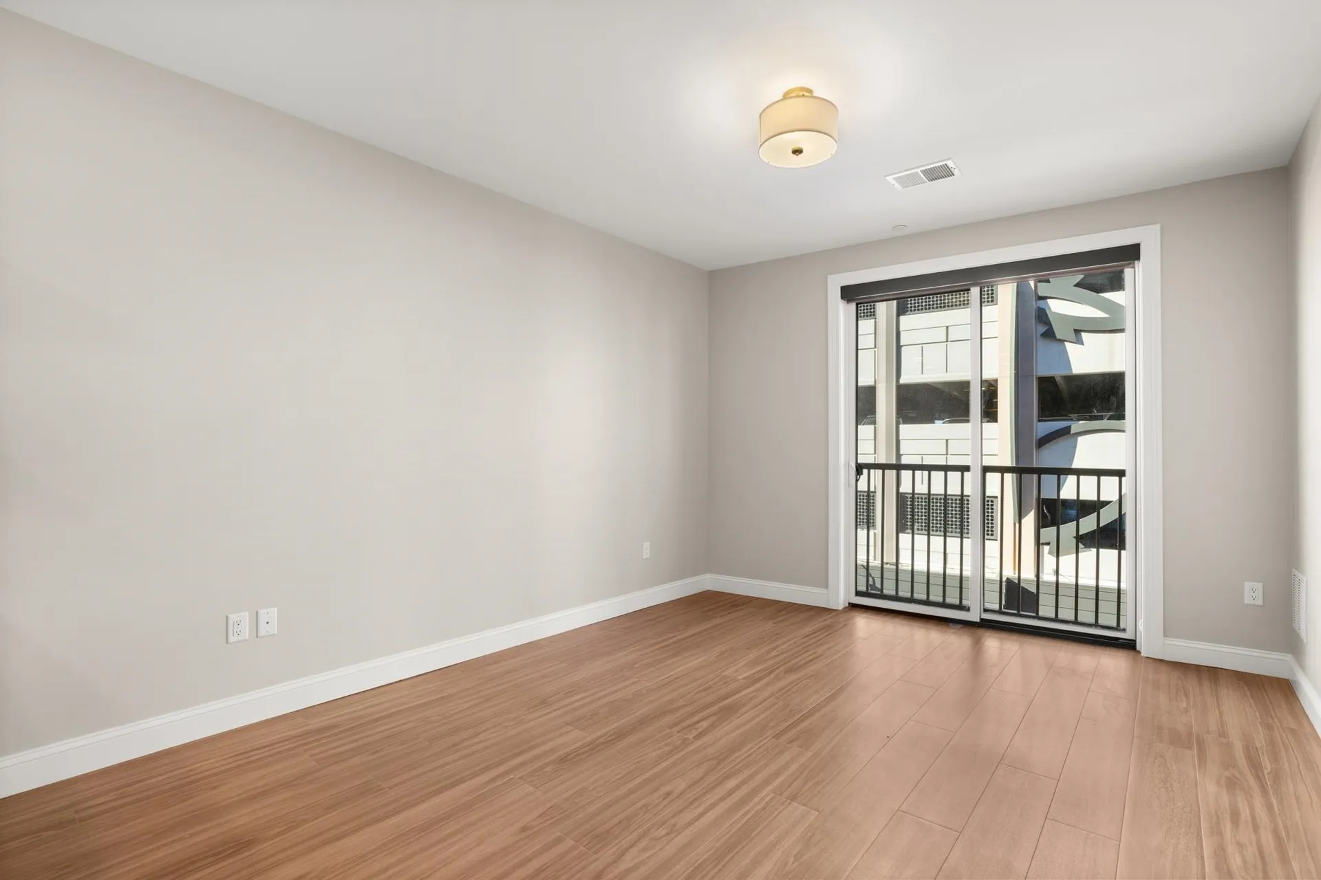 99 Foundry Place Portsmouth NH 03801