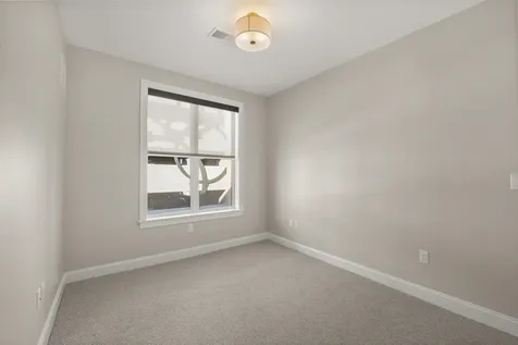 99 Foundry Place Portsmouth NH 03801